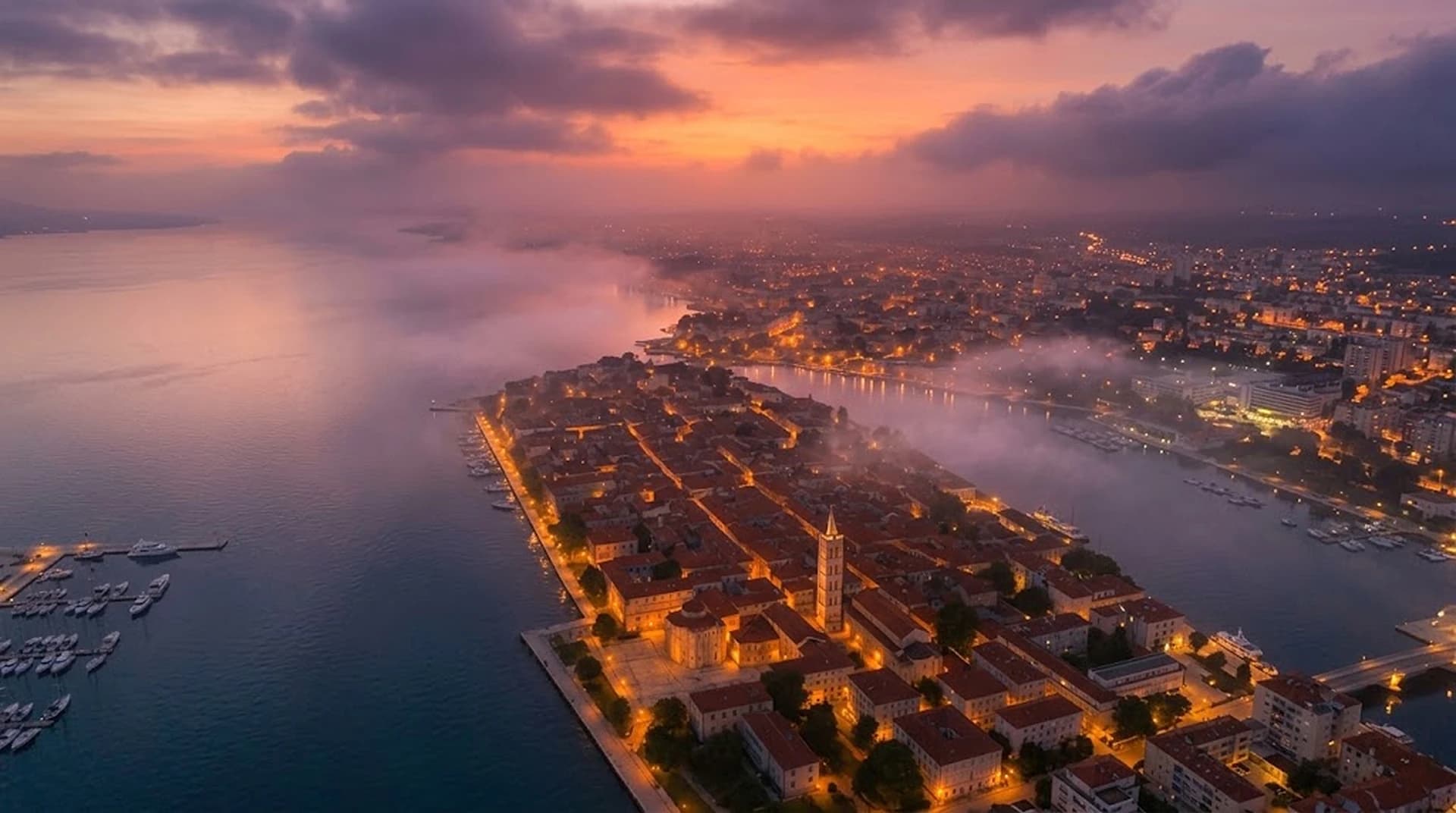 Zadar u zalasku sunca, pogled iz zraka